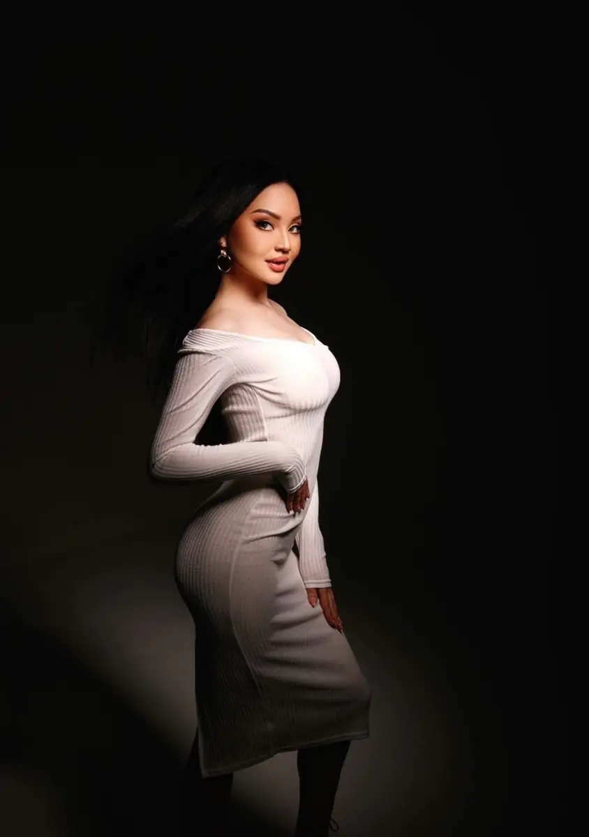 Лейнас эскорт в городе Алматы