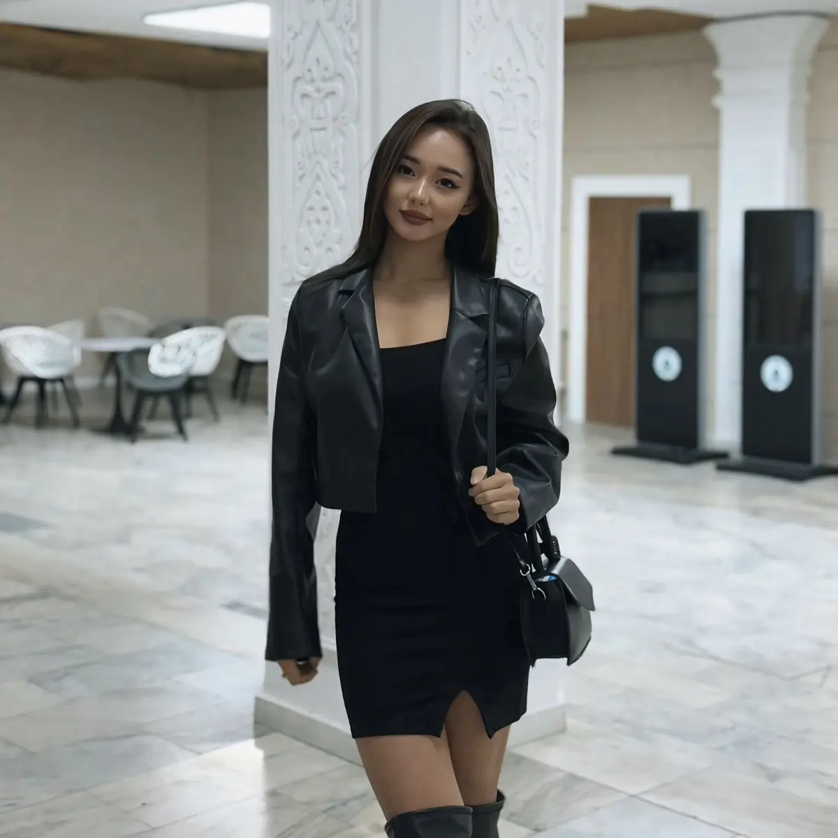 Луна эскорт в городе Алматы