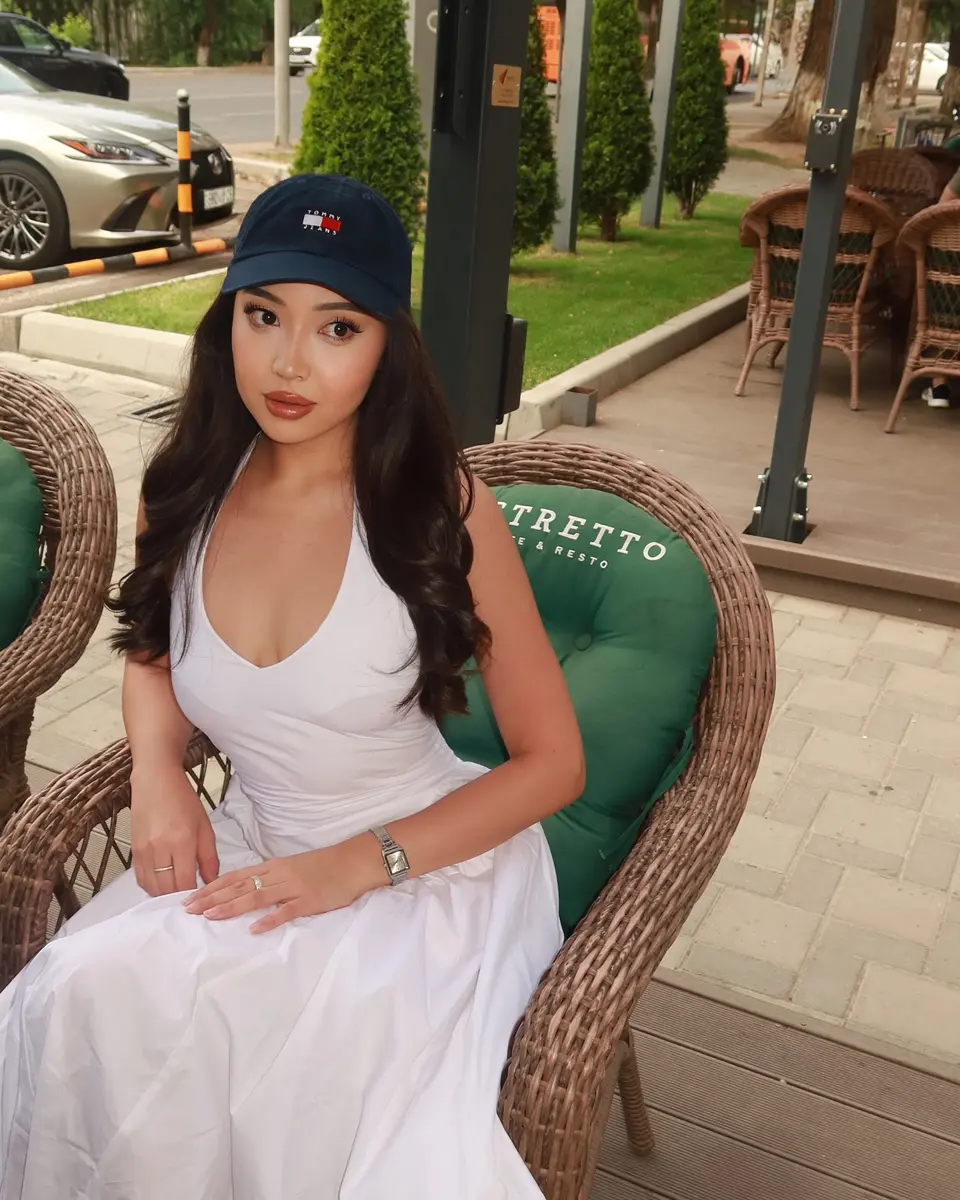 Селена эскорт в городе Алматы