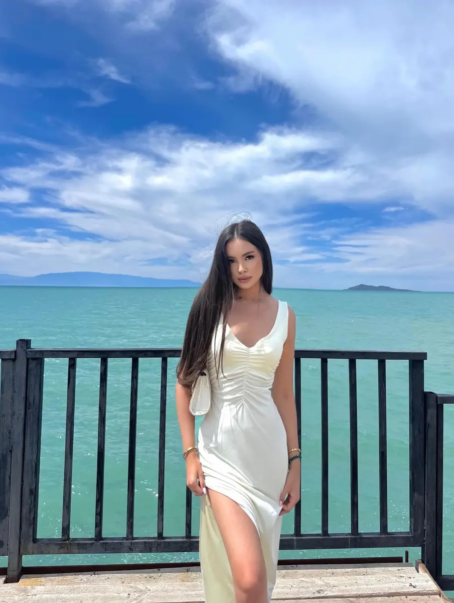 Зои эскорт в городе Алматы